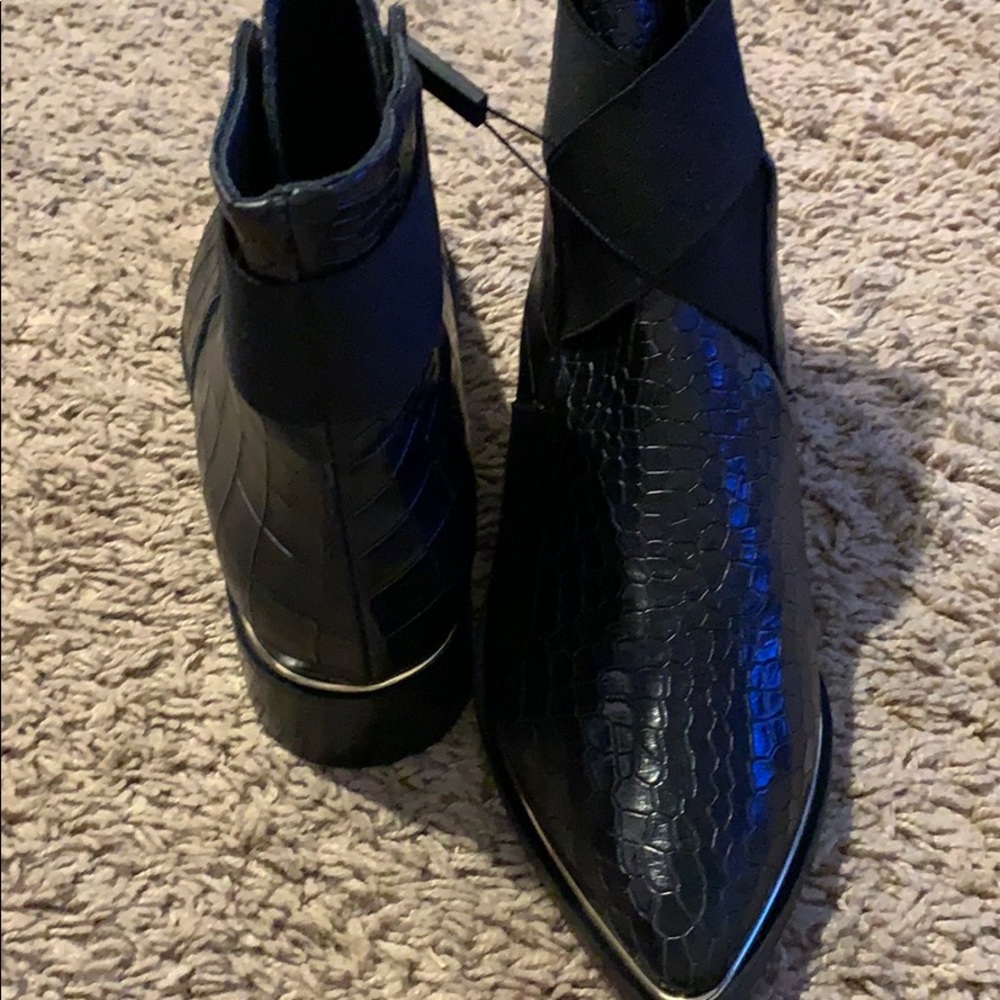 Valentina - Picture 5 of 7